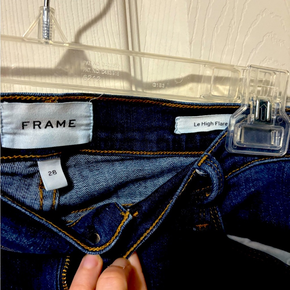 Frame Le High Flare jeans. Size 28